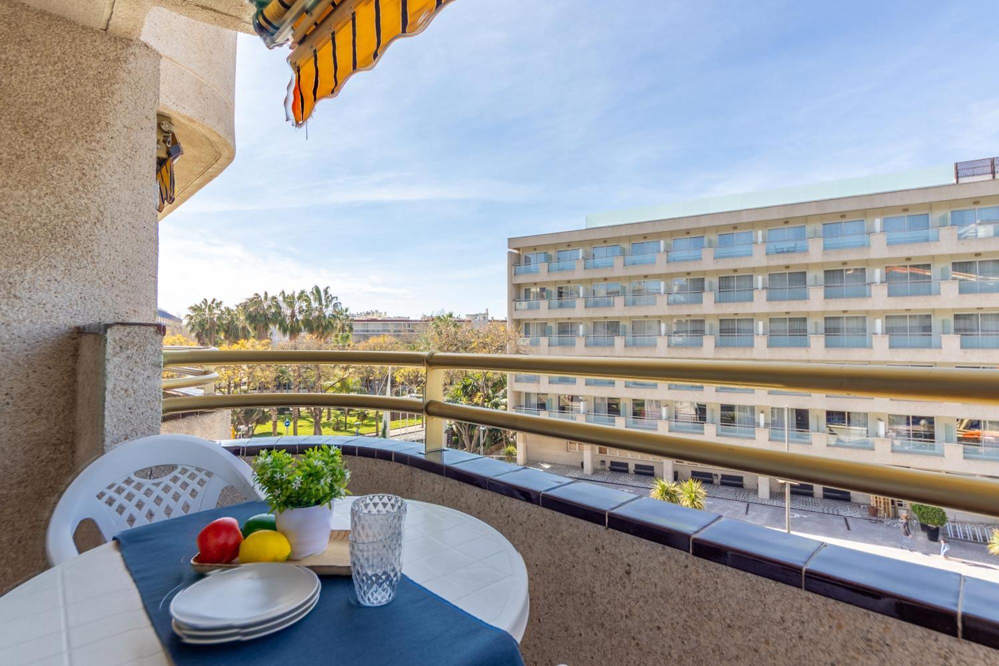 Apartamentos Cordoba Arysal Salou Exterior photo
